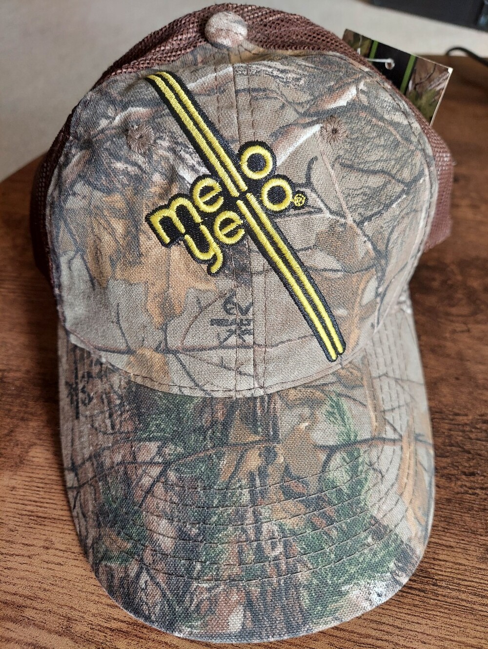 NWT Mello Yello REALTREE trucker hat - adult - Camo Adjustable